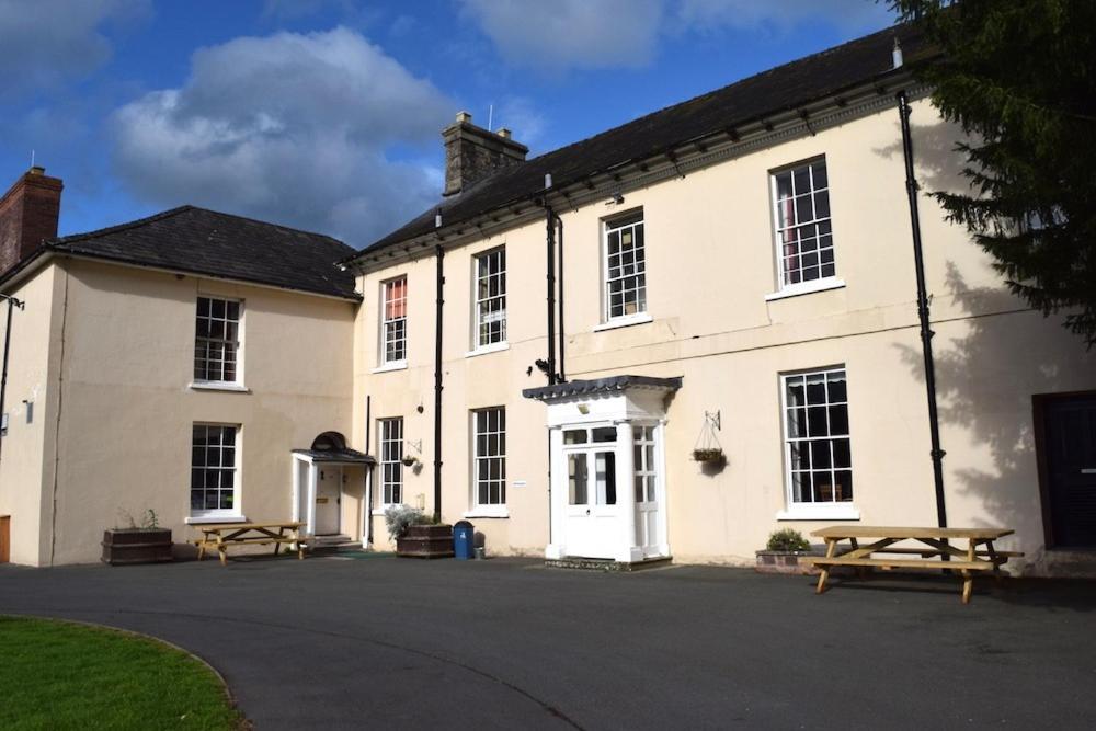 River Wye Hostel Glasbury Exteriör bild