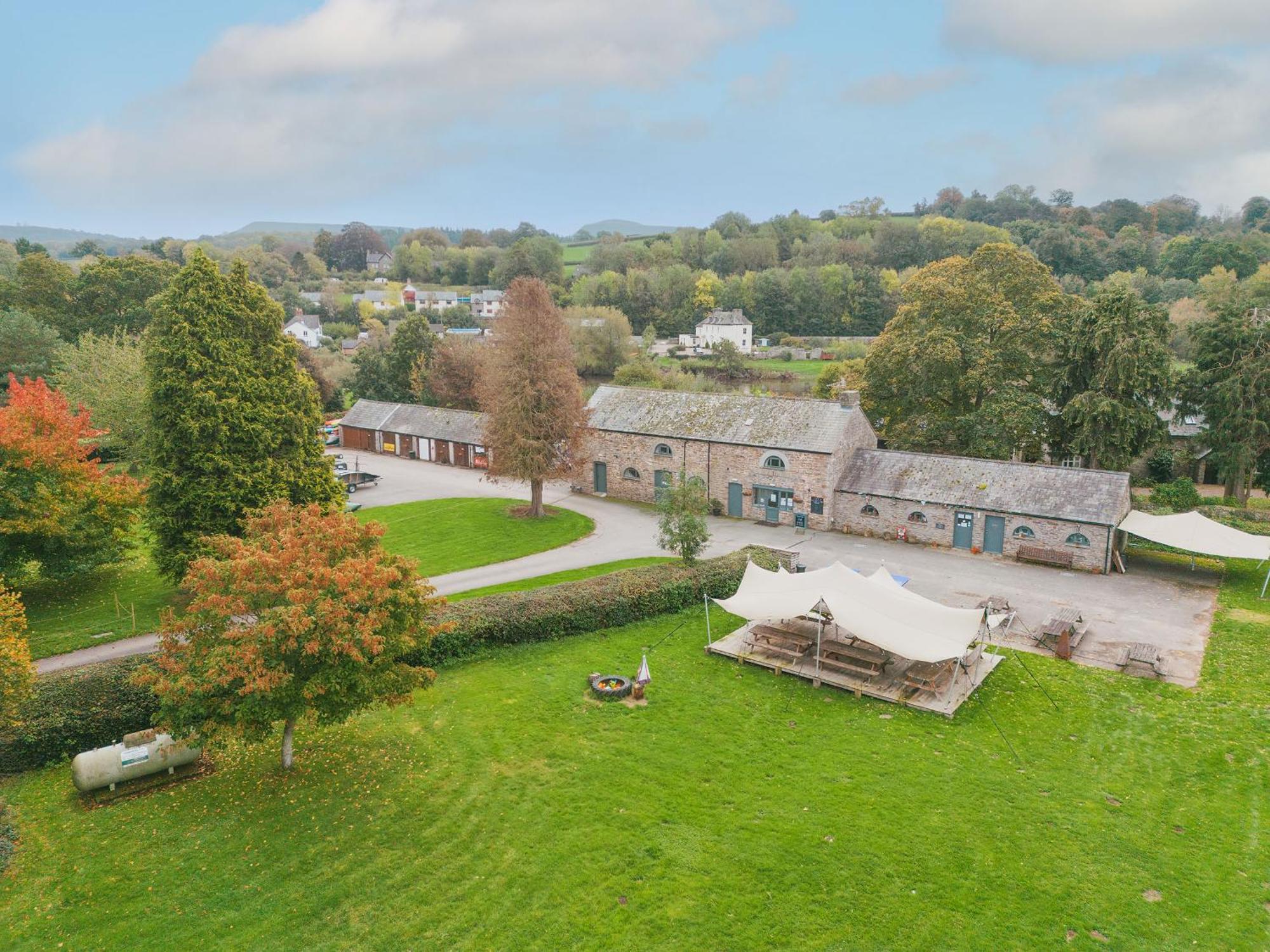 River Wye Hostel Glasbury Exteriör bild